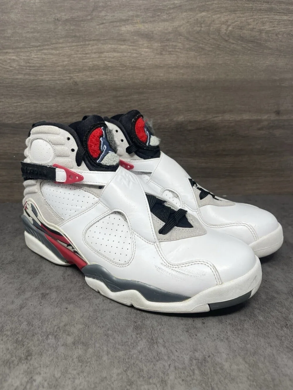 Air Jordan 8 Bugs Bunny Sneakers Mens Size 10.5 White Red Black Lot 305381-103